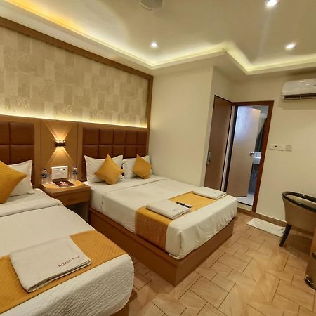 Hotel Riva International Goregaon- Near Nesco Mumbai Exterior foto